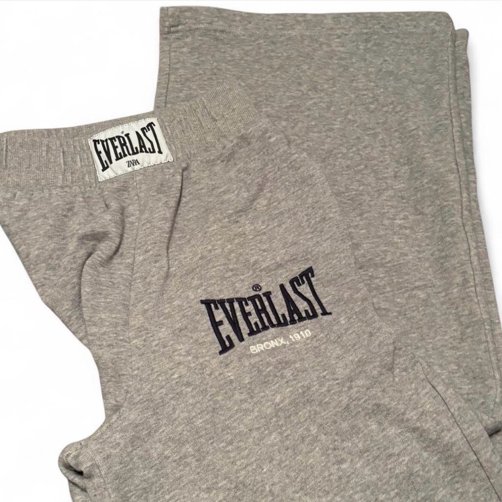 Zara Gray WIDE LEG Sweatpants with Everlast Logo